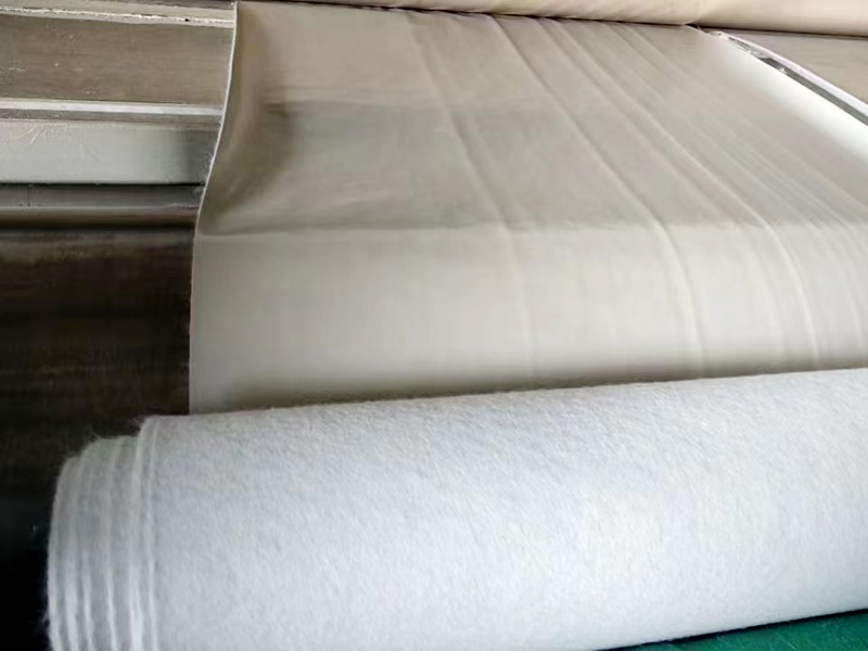 复合土工膜