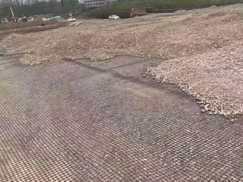双向塑料土工格栅施工