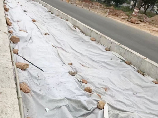 复合土工膜施工